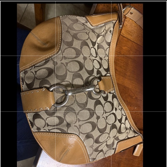 Coach Handbags - Cute authentic coach brown purse 👜